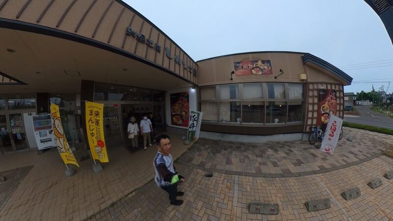 http://ayu2.com/Bicycle/bicphoto/20250627_205706_000.jpg