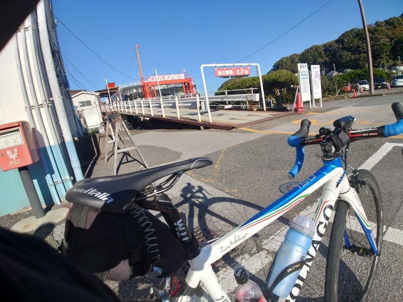 http://ayu2.com/Bicycle/bicphoto/20251207_091435.jpg