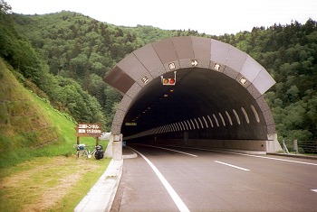 �O���g���l��