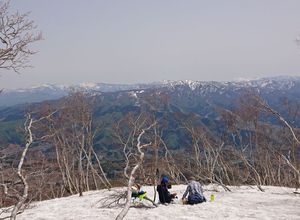 210504鍋倉山BCスキー027.jpg