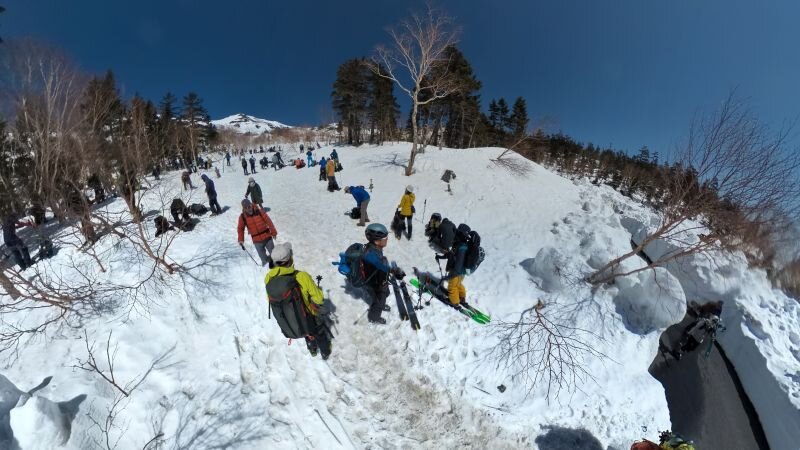 http://ayu2.com/naeba/naebaphoto/20250503_212840_596.jpg